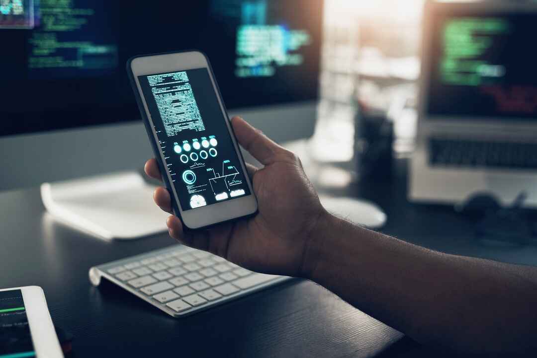 Future of enterprise mobile app development trends in 2024 featuring AI, cross-platform solutions, and Ruby on Rails